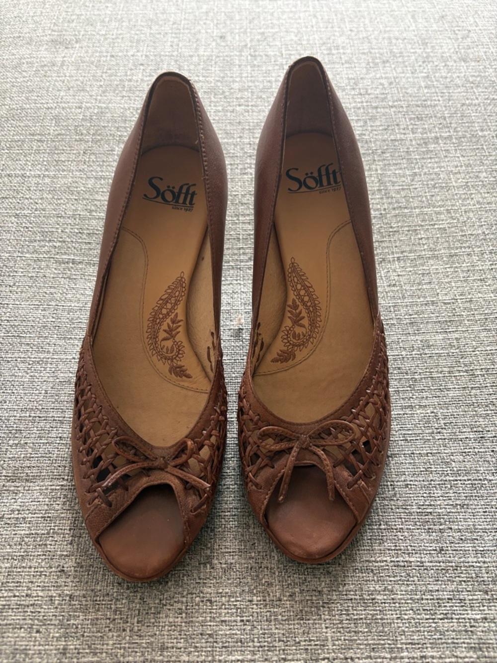 Söfft Brown Woven Peep-Toe Heels